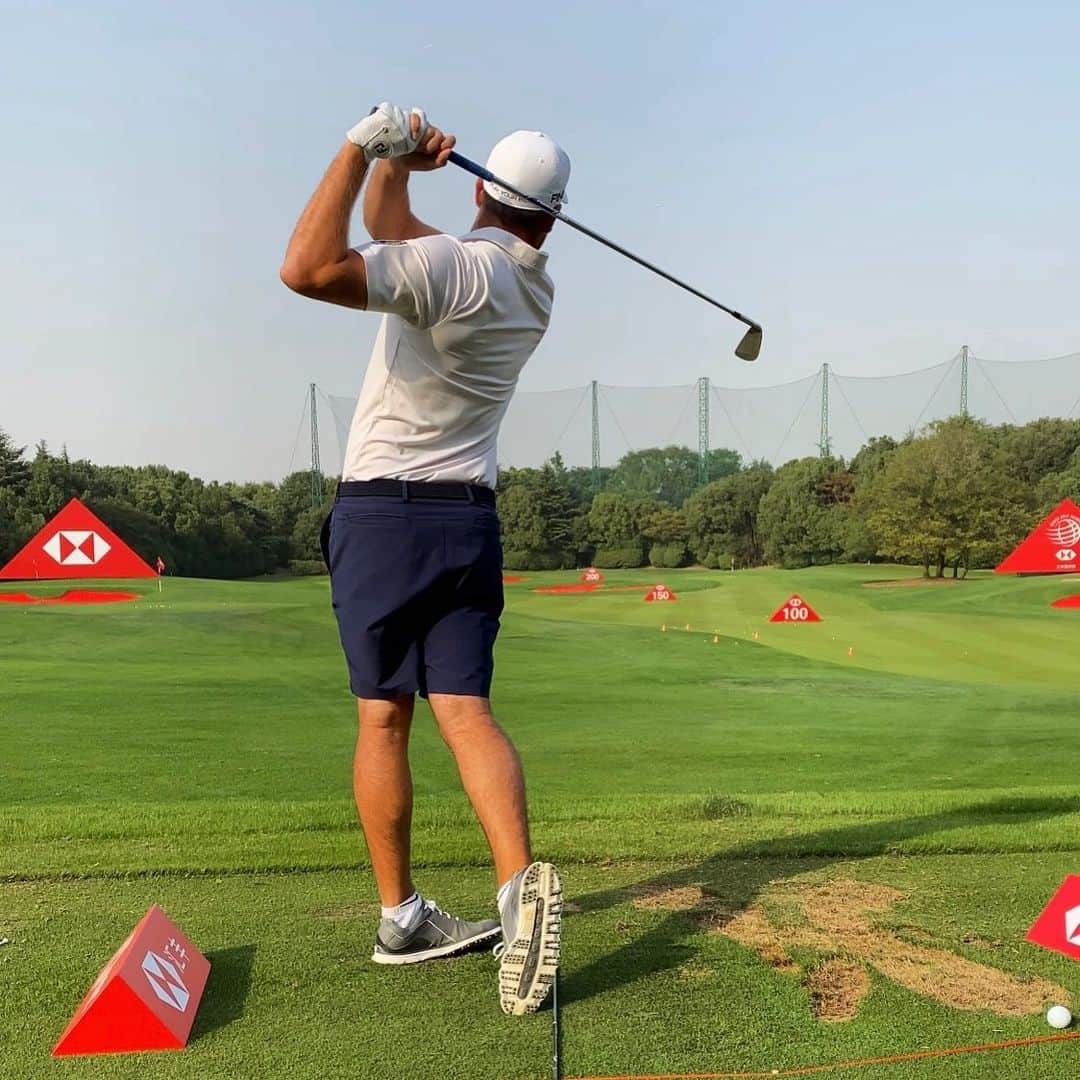 コリー・コナーズのインスタグラム：「It’s been a great few weeks in Korea @thecjcup and Japan @zozochamp. Looking forward to finishing off strong in China @wgchsbcgolf 🏌️‍♂️ 🇰🇷 🇯🇵 🇨🇳」
