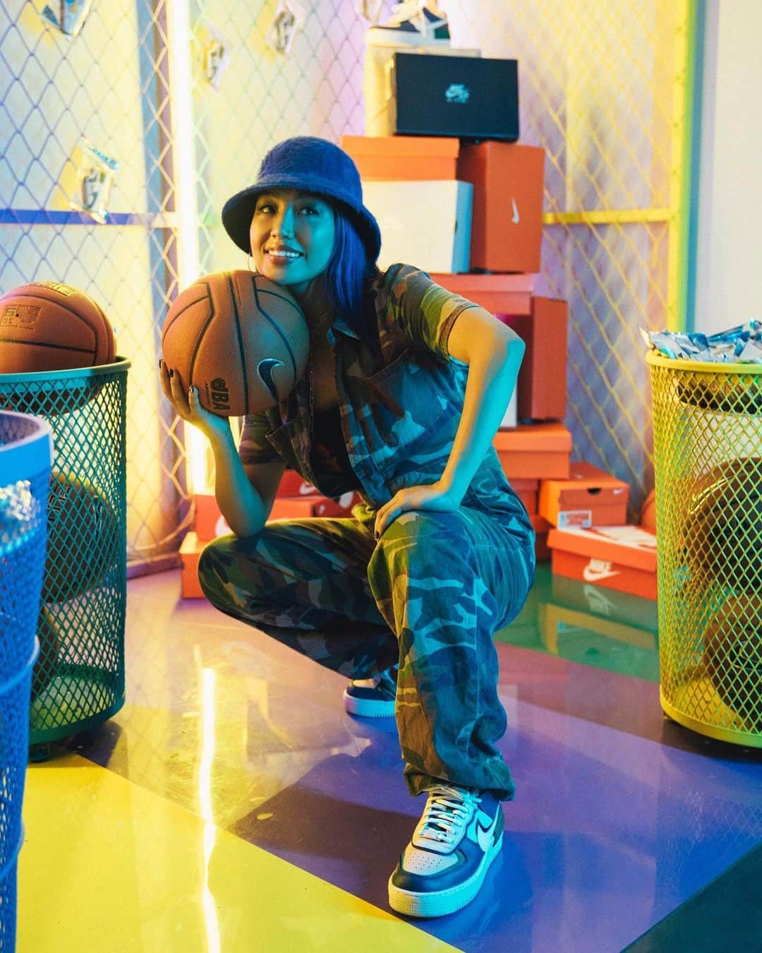 のインスタグラム：「NIKEの広告流れはじめました🌟 Go Download Nike App‼️ ナイキアプリをダウンロードして、私のスタイリングをチェックしてね⚡️⚡️🏀 @niketokyo . https://smart.link/5d7769166b9ca?site_id=INSTAGRAM_20191028_nba_riehata プロフィールにもリンク貼ります✨」