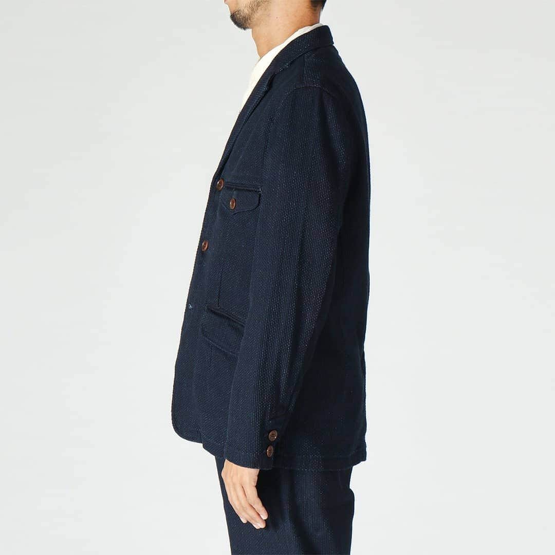 Japanblue Jeansさんのインスタグラム写真 - (Japanblue JeansInstagram)「✔Item . J392921(SK5) Theater Jacket . Fabric:Indigo Sashiko . 日本伝統の刺子をインディゴで仕上げた生地。 深みのある風合いを楽しみながらカジュアルに羽織れるテーラードジャケット。  The fabric is Japanese traditional fabric ‘Sashiko’ Classic style, but can wear also for casual. . #japanbluejeans #JEANS #DENIM #madeinjapan #factory #jeansstreet #tokyo #ジーンズストリート #デニム #ジーンズ #国産 #倉敷 #児島 #渋谷 #上野 #セットアップ #setup #jbj19aw」10月30日 20時00分 - japanbluejeans
