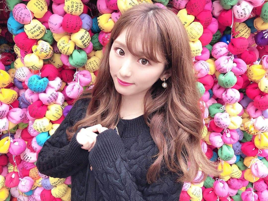 阿比留李帆のインスタグラム：「#八阪庚申堂 ⛩☁️ 年が明ける前に温泉に行きたい🥰♨️」