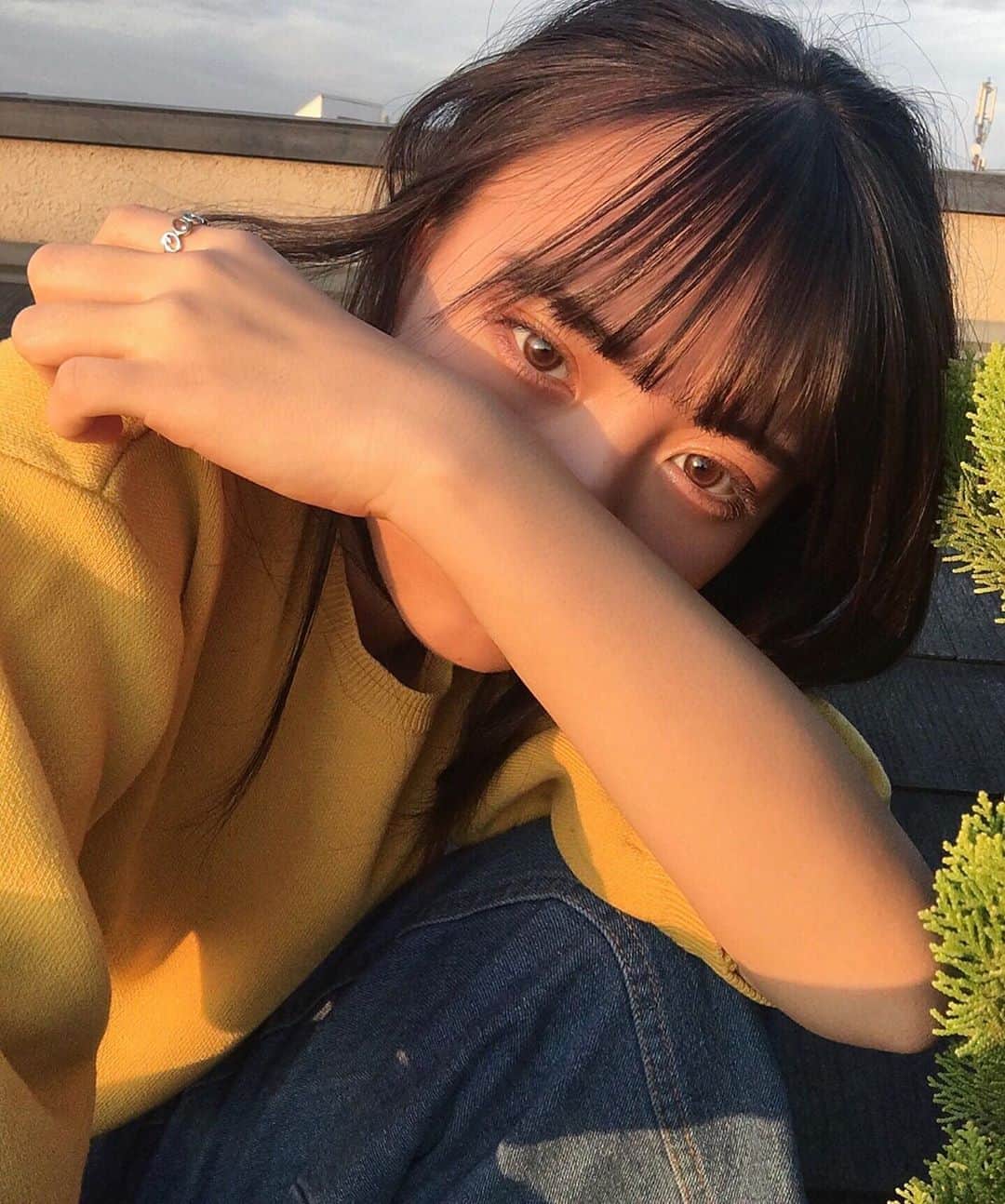 東ノエルのインスタグラム：「初めてのからこん👁 初めての投稿👁」