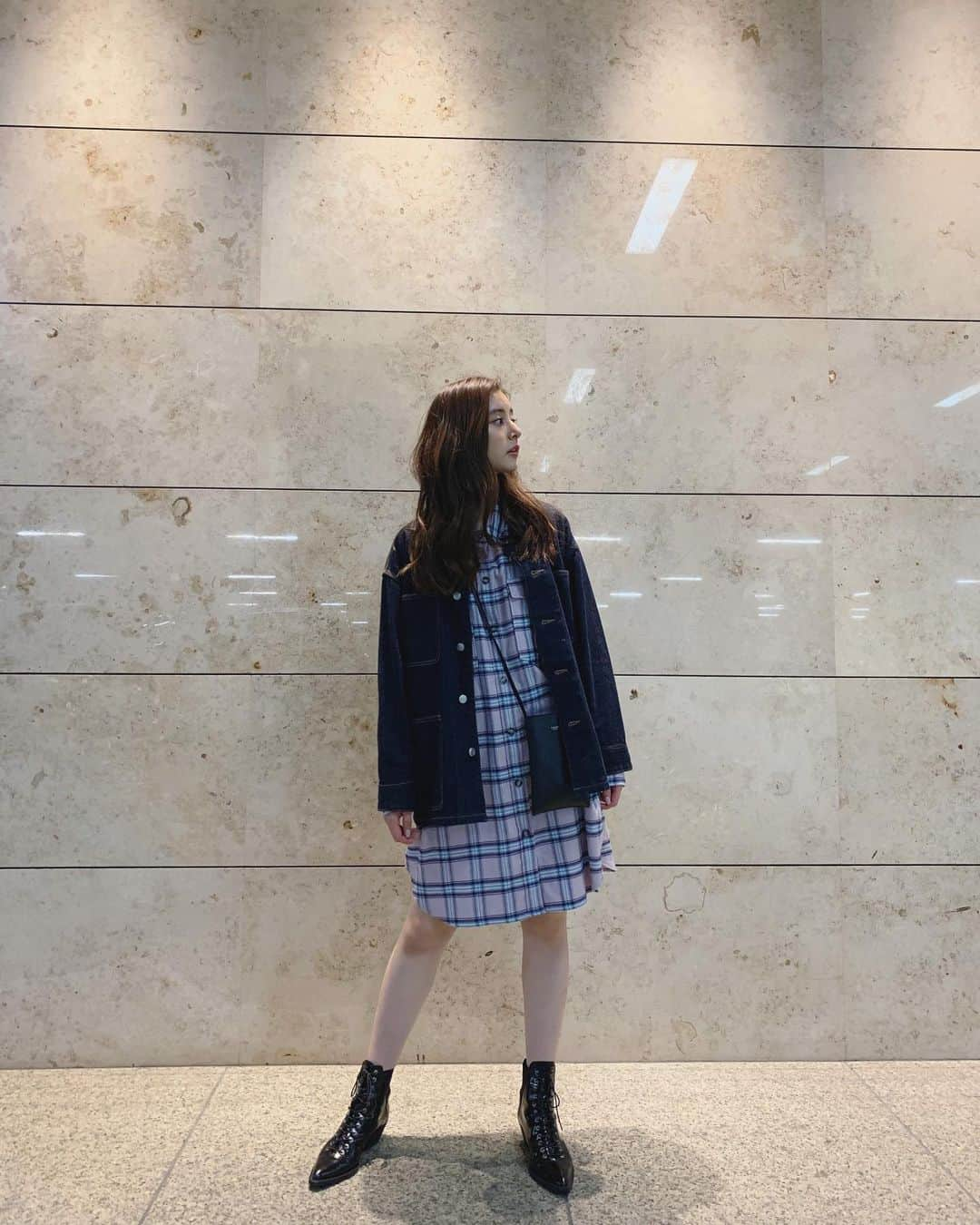 新木優子さんのインスタグラム写真 - (新木優子Instagram)「私服 jacket : @machupichu_shop  one-piece : @isabelmarant  shoes : @coach  bag : @amerivintage  そろそろタイツの季節🐭」10月30日 22時31分 - yuuuuukko_