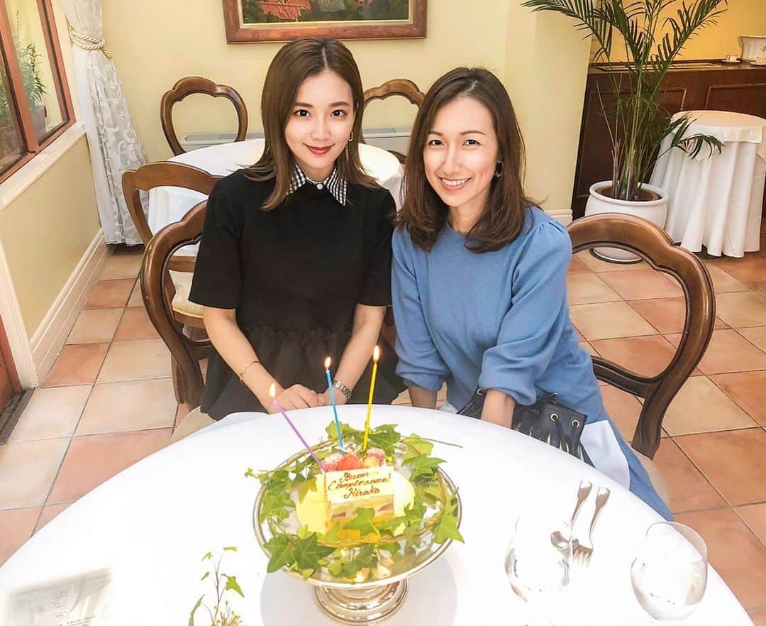 神谷美伽のインスタグラム：「ひろちゃん@hirokofudeokaとバースデーランチしたよ🥂✨お誕生日おめでとう🎂✨なんでも話せて楽しい時間だったな🥳  これからももっと楽しい事しよーねー✨  #happy birthday #おめでとう#ママに見えない #イタリアン#久しぶりに食べて幸せ#明日はいよいよハロウィンだね🎃#楽しみ」