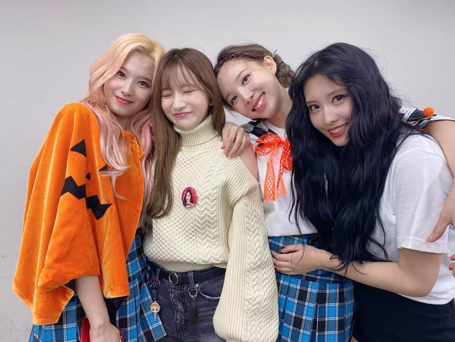 南りほさんのインスタグラム写真 - (南りほInstagram)「love🥰🥰🥰 #twicelights」10月30日 22時47分 - minami.riho