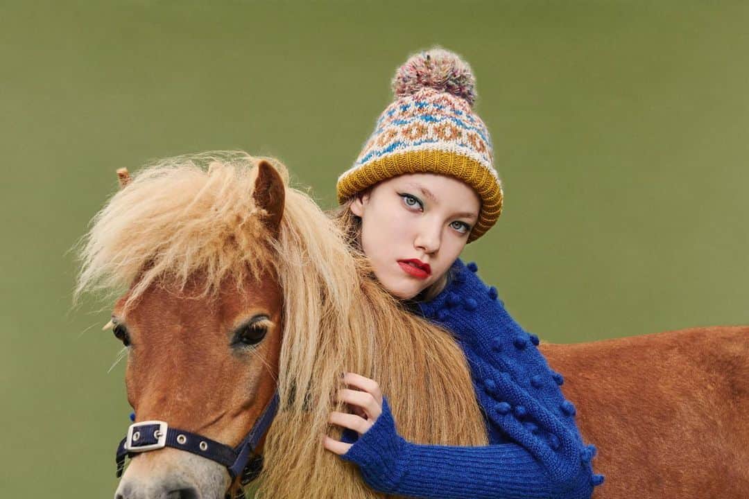 のインスタグラム：「CA4LA 2019 AUTUMN WINTER NEW SENSATION . KNIT CAP (MIX JQ) COLOR: BEG / ¥7,000 +tax . #CA4LA #NEWSENSATION #2019aw #hats #hat #cap #hunting #casquette #hairband #knit #bowler #canotier #boaterhat #beret #madeinjapan #日本製」