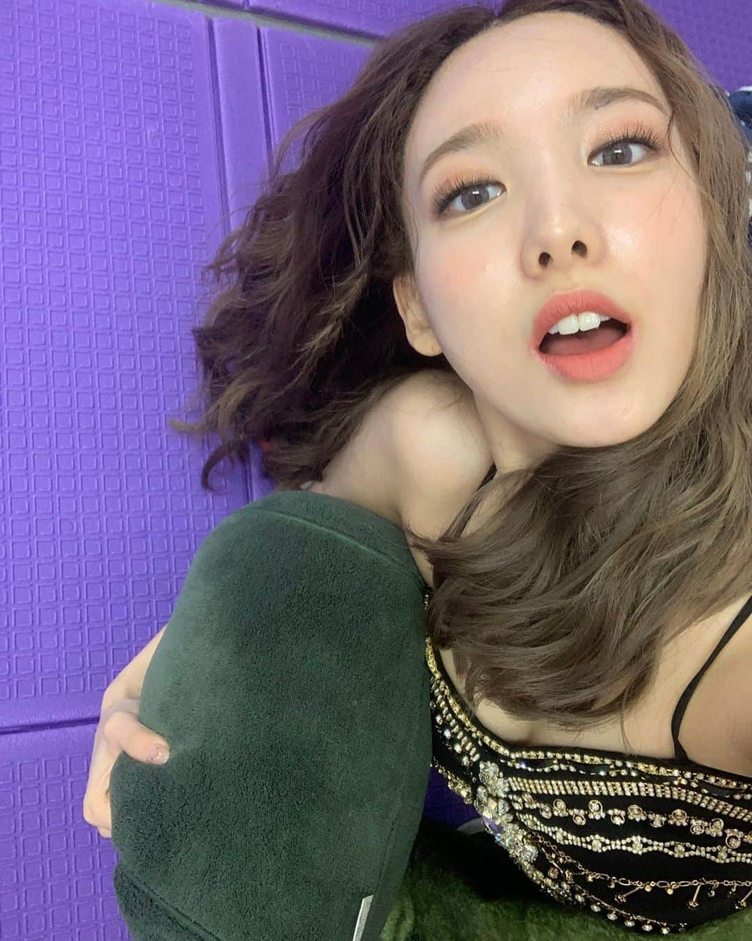 TWICEさんのインスタグラム写真 - (TWICEInstagram)「🖤🖤🖤」10月30日 23時33分 - twicetagram