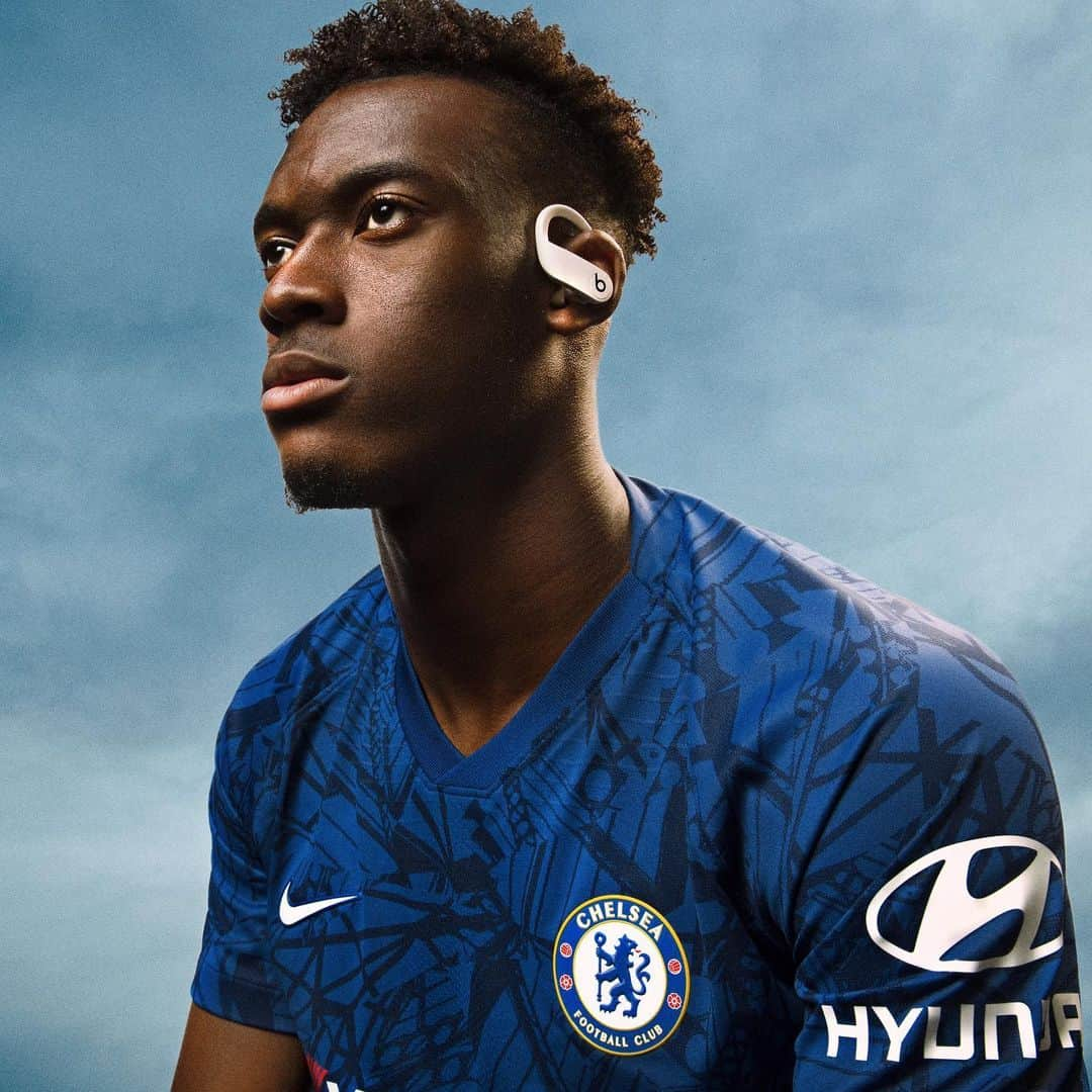 チェルシーFCさんのインスタグラム写真 - (チェルシーFCInstagram)「Locked in from Cobham to the Bridge. #PowerbeatsPro @beatsbydre」10月31日 0時02分 - chelseafc