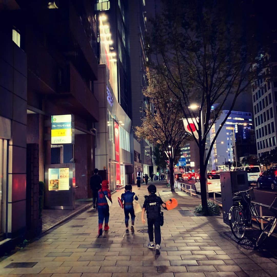 真樹麗子さんのインスタグラム写真 - (真樹麗子Instagram)「HappyHalloween🎃  #happyhalloween  #thankyou #enjoymylife」10月31日 0時14分 - makiofficial_0718