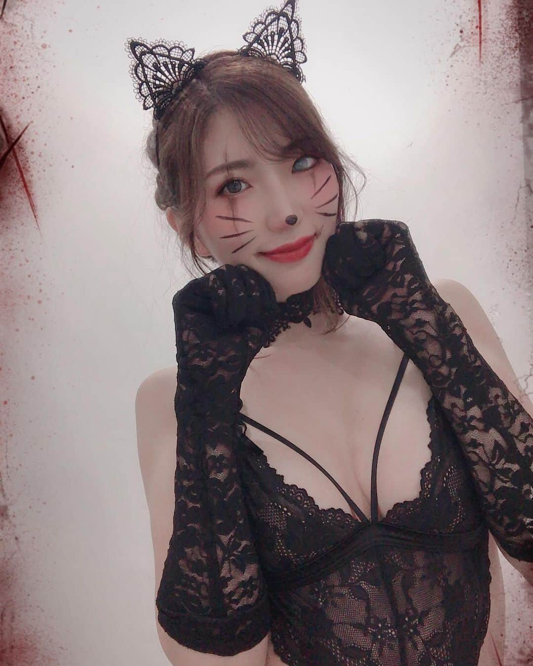 松嶋えいみさんのインスタグラム写真 - (松嶋えいみInstagram)「#happyhalloween 💓 #アプリしゅごい  #🎃 #trickortreat #ミラクル神ボディ #松嶋えいみ #gravure #그라비아 #グラビア #sexy #섹시 #japanesegirl」10月31日 8時21分 - eimi_matsushima