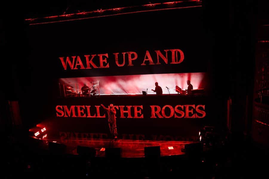 ビッグ・ショーンさんのインスタグラム写真 - (ビッグ・ショーンInstagram)「Wake Up And Smell The Roses 🌹  Legendary show last night @ Apollo theatre for @iheartradio ❤️ These pics hard 📸 @ravieb」10月31日 8時54分 - bigsean