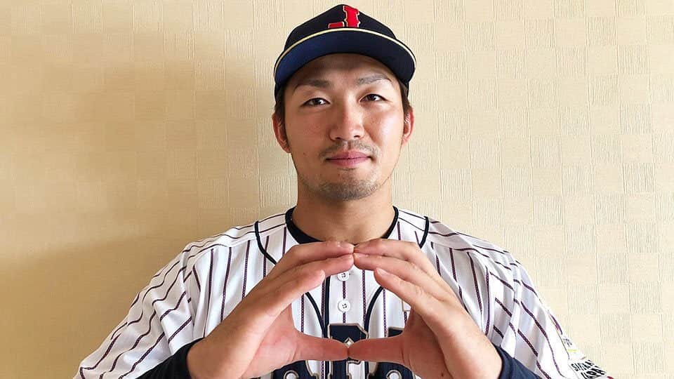 地方民のカープ女子のインスタグラム：「・ 日本の4番😍👏👏 ・ 久しぶりに野球が見れるー👀💕 ・ ASICSさんのTwitterより✨ ・ #鈴木誠也 #広島東洋カープ#広島カープ#カープ#carp#侍ジャパン」