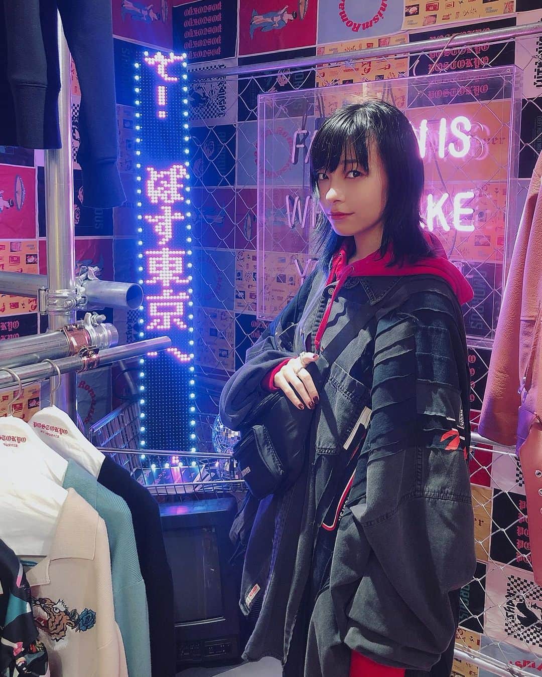のインスタグラム：「jouetieの展示会に行ってきたよー！SSの新作どれもかわいくて密かに興奮しながら見ていました。どれをオーダーしよっかなぁ〜ワクワクすっぞ！ ペリちゃん誘ってくれてありがとね😭💕 @periperi_days  #fashion #jouetie #SS #markstyler #ootd #outfitoftheday #tokyogirl」