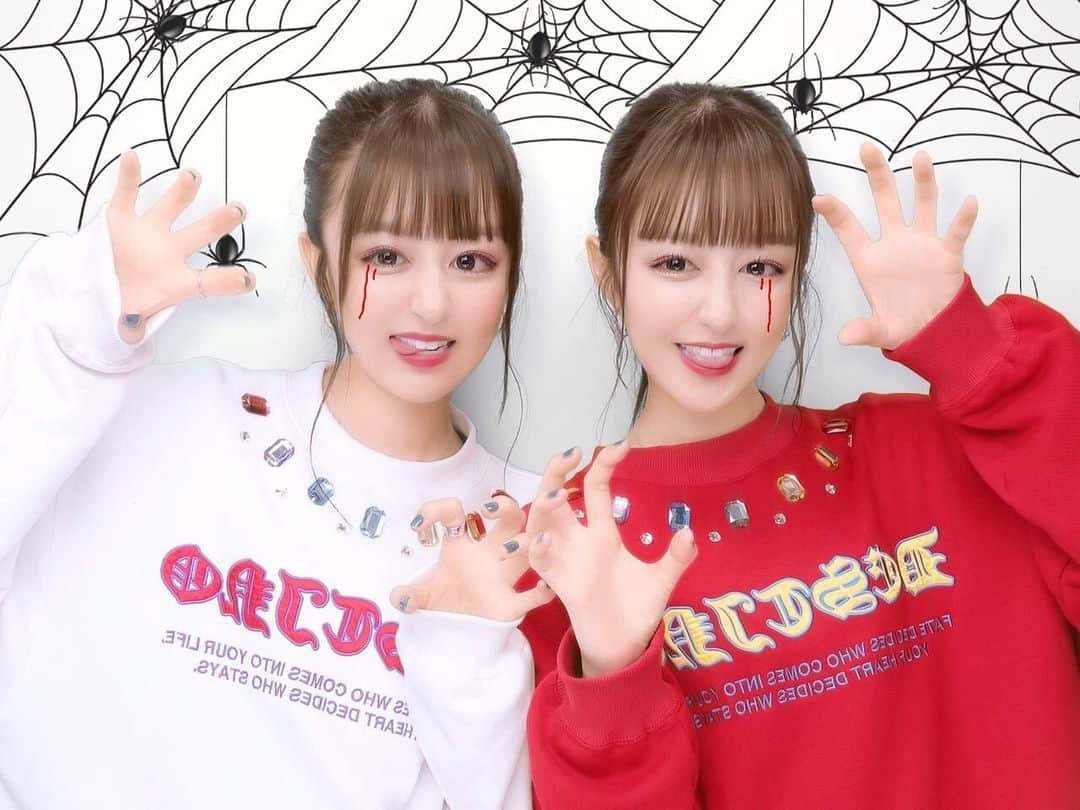 市野莉子さんのインスタグラム写真 - (市野莉子Instagram)「#Halloween 👻👻👻 今年のハロウィンは久しぶりに2人でプリクラ〜っ #りかりこ#プリクラ#双子」10月31日 19時25分 - riko_ichino