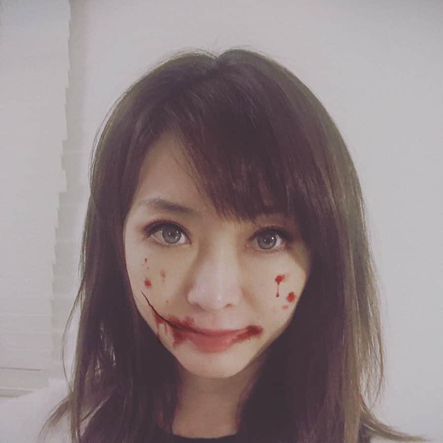 のインスタグラム：「Happy halloween💕💕 今日は地元でハロウィンのお祭りがあったよ🤭  みんなはハロウィン👻しましたか❓  #ハロウィン #happyhalloween」