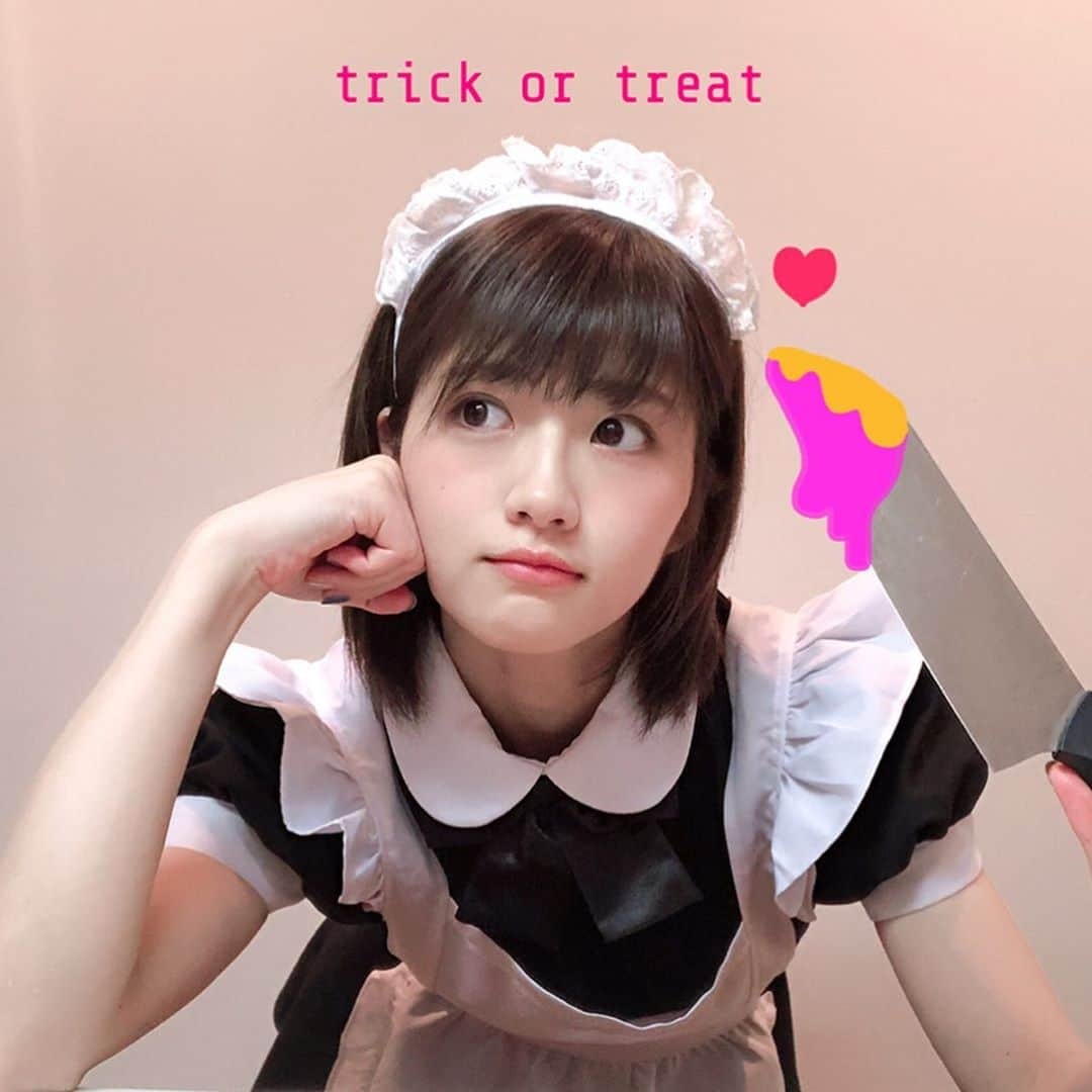 若月佑美さんのインスタグラム写真 - (若月佑美Instagram)「. Happy Halloween ! . . #halloween #仮装  #秋元真夏 がくれた #メイド服  #ありがとう  #せっかくだから #記念写真」10月31日 11時21分 - yumi_wakatsuki_official