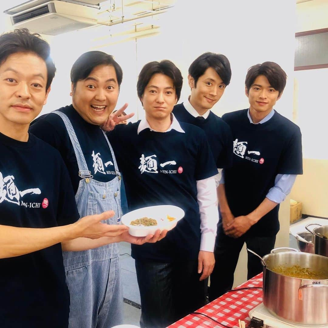 山中崇さんのインスタグラム写真 - (山中崇Instagram)「無事に提供出来ました！キーマカレーとレンズ豆のスープ。お米はバスマティライスにしました。キャストスタッフ55人分。業者か。#ハル総合商社の女　#カレーの虜」10月31日 11時36分 - takashi_yamanaka.official