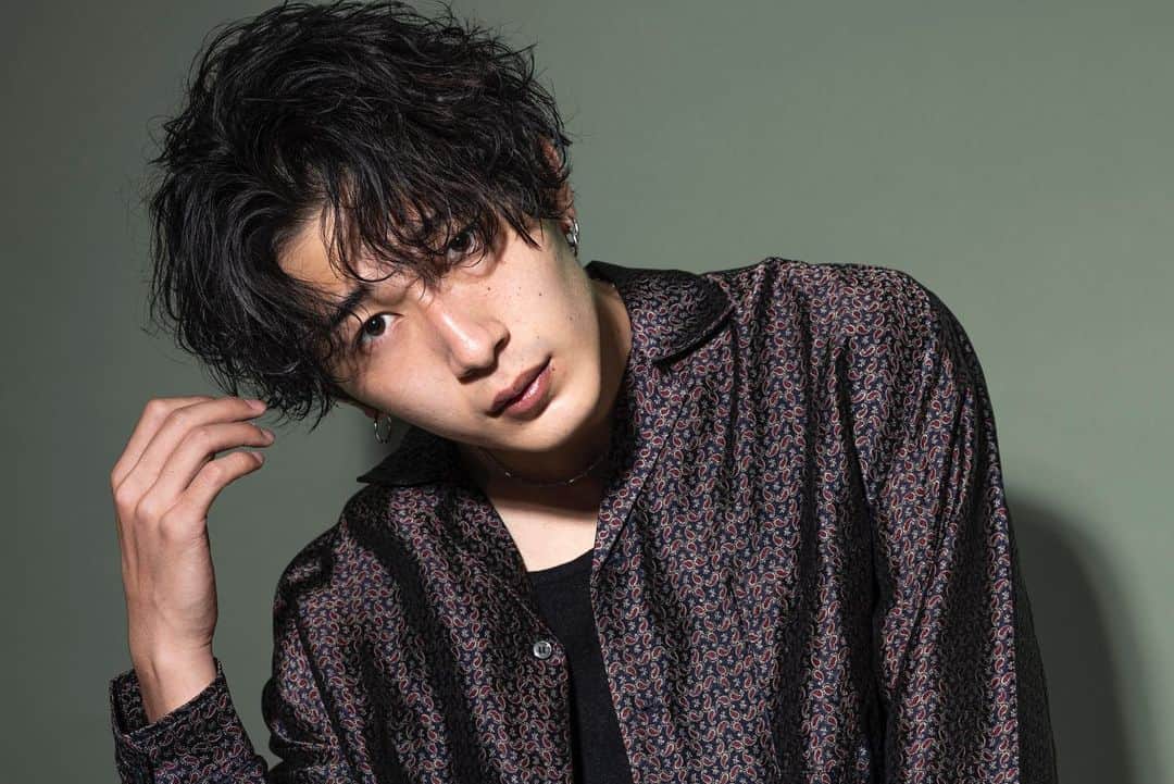 雄三 雨宮さんのインスタグラム写真 雄三 雨宮instagram ウェーブセンターパート Oceantokyoover Oceantokyo Oceantokyo本店 メンズヘア メンズファッション メンズパーマ メンズ髪型 メンズヘアカタログ メンズモデル 雨宮雄三 雨スタ 10月31日 11時57