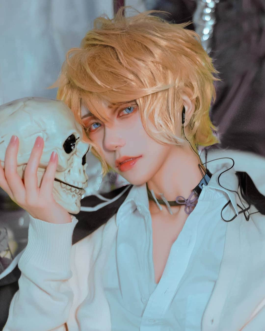 ひかりんさんのインスタグラム写真 - (ひかりんInstagram)「🦇🍷HAPPY HALLOWEEN 🍷🦇 Let's play a game , who can guess the name of my Yui 💖 . Photo | @lostdumplings Sakamaki Shuu | @__hikarin Komori Yui | ???????¿¿¿」10月31日 12時01分 - __hikarin