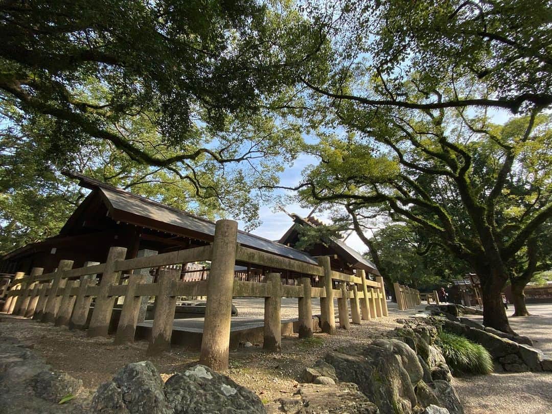 いぶくろ聖志さんのインスタグラム写真 - (いぶくろ聖志Instagram)「熱田神宮！ ありがとう名古屋ーっ  #camera #japan #11pro」10月31日 12時44分 - b.smpl