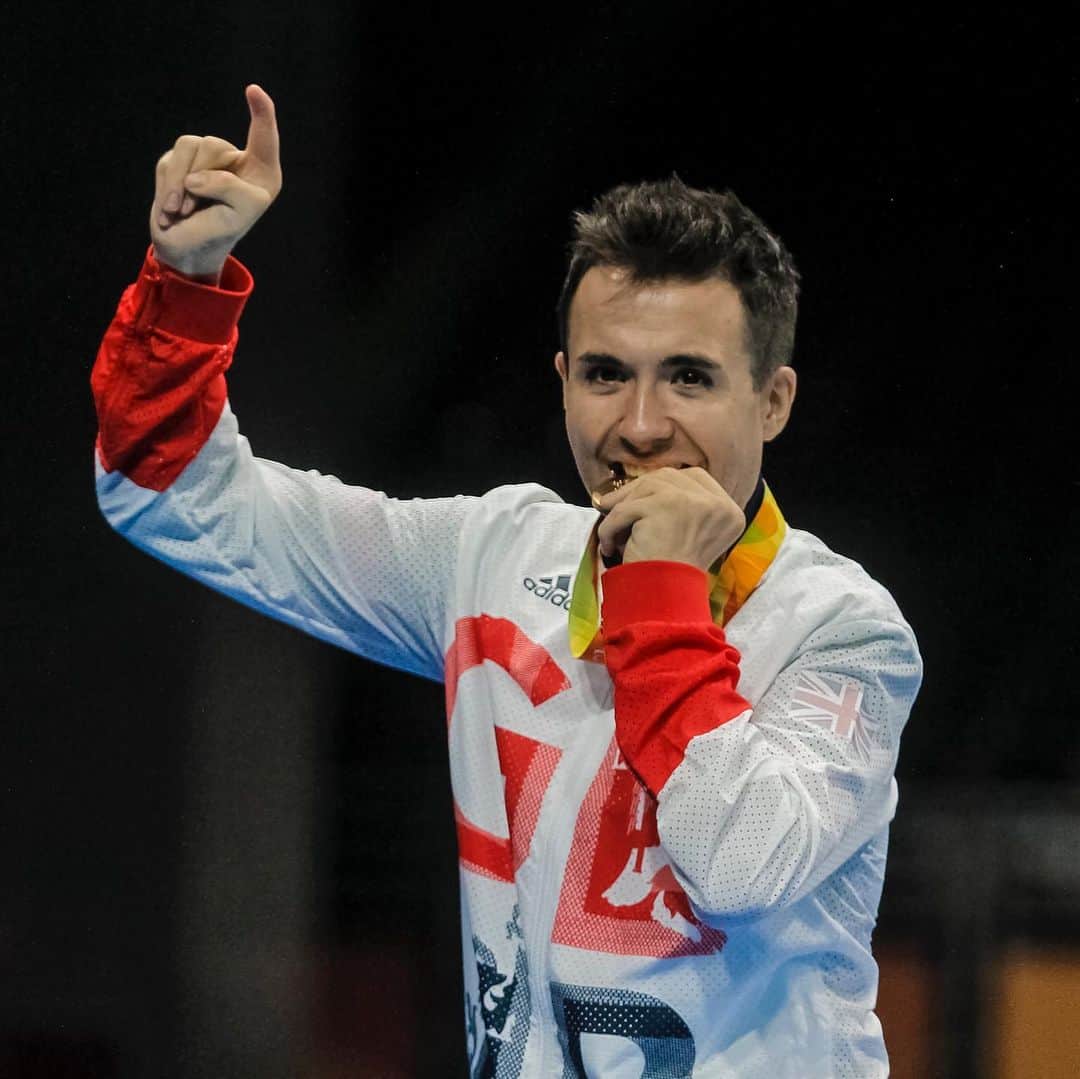 のインスタグラム：「You've inspired and touched the hearts of so many people around the world, @WillBayleytt. You're not just an Olympic champion, but a champion of life!  We'll never forget your incredible #Strictly2019 journey 🕺🏼 Now on to #Tokyo2020 🏓 The show must go on! 💪」