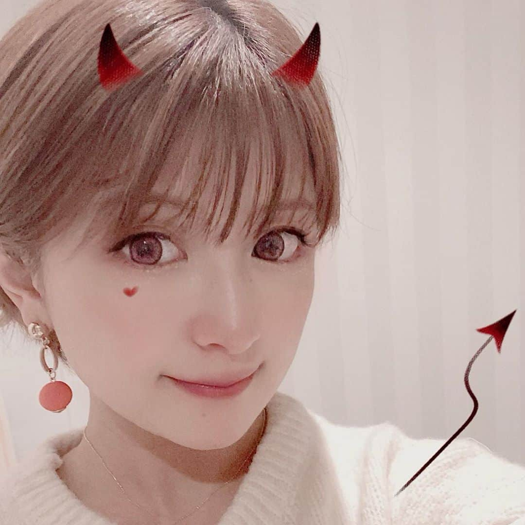 矢口真里さんのインスタグラム写真 - (矢口真里Instagram)「Happy Halloween🎃✨ ・ ・ 私は仮装しないです😋 アプリで済ます人w #ちなみにSNOW 来年親子で仮装したいなぁ😂✨」10月31日 13時51分 - mariyaguchi_official