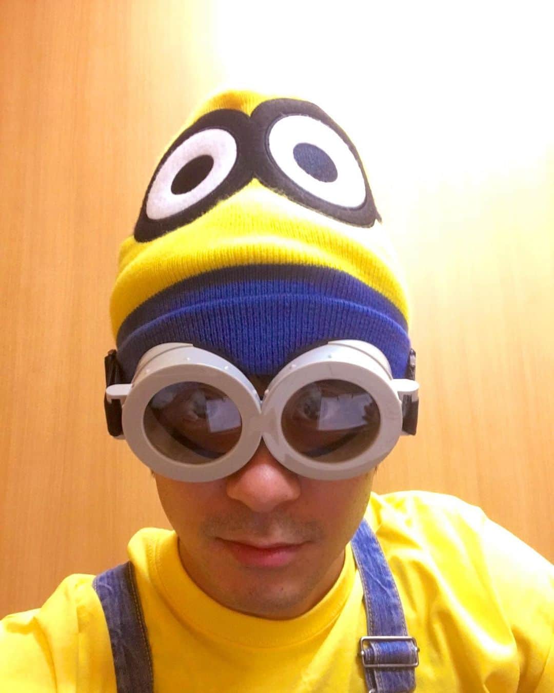 斉藤祥太のインスタグラム：「首里城燃えちゃったし、 全然ハッピーじゃないけど。 #ハロウィン #halloween  #ミニオンズ #山下達郎 #斉藤祥太」