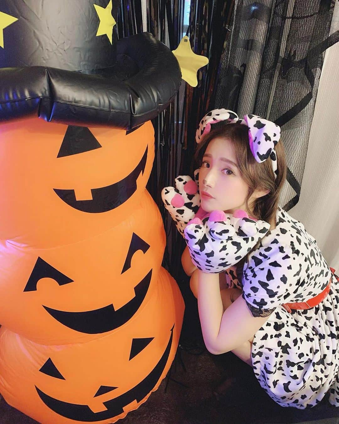 ますぶちさちよさんのインスタグラム写真 - (ますぶちさちよInstagram)「ハッピーハロウィン〜🎃🐶 #halloween #仮装　#お菓子ください　#切実に　#お菓子　#ください」10月31日 15時14分 - sachiyomasubuchi___