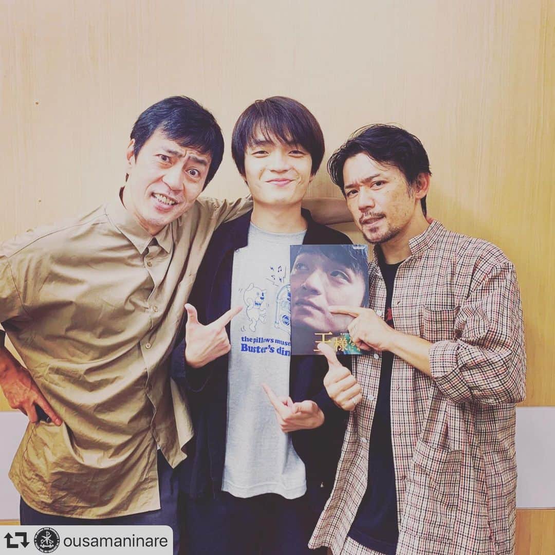 岡田義徳さんのインスタグラム写真 - (岡田義徳Instagram)「＼💥トークイベント緊急決定‼️／ ■11/6（水）20:10の回上映後 ■登壇者：岡田義徳 📽️オンライン＆劇場窓口にてご予約受付中‼️ 水曜はサービスデーのためどなたでも1,200円です✨ ぜひ劇場にお越しください😘  #王様になれ #thepillows #ピロウズ  #30周年記念映画  原案・音楽 #山中さわお  監督・脚本 #オクイシュージ  キャスト #岡山天音 #後東ようこ #岩井拳士朗 #奥村佳恵 #野口かおる #岡田義徳  ゲストミュージシャン #teru #jiro #ホリエアツシ #thekebabs #ナカヤマシンペイ #日向秀和 #高橋宏貴 #SHISHAMO #casablanca #thebohemians #宮本英一 #藤田恵名 #有江嘉典 #絶賛公開中」10月31日 16時19分 - yoshinori_okada_44