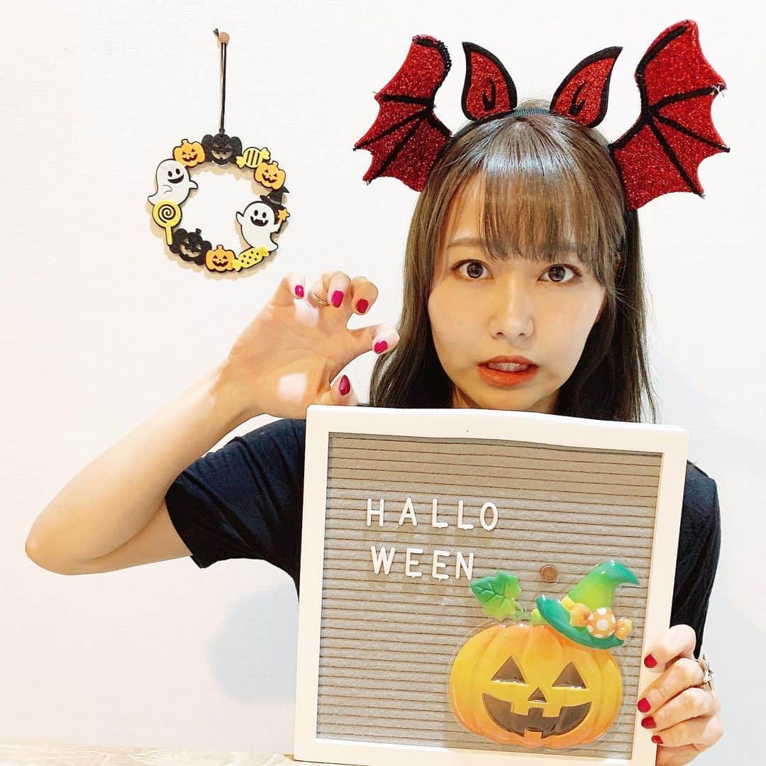 門脇佳奈子さんのインスタグラム写真 - (門脇佳奈子Instagram)「⭐️ #happyhalloween 🎃 * * * これは#youtube で#ミスド　のHalloweenシリーズ食べたときの👻  https://youtu.be/tkfL8BiHceo」10月31日 16時34分 - kanakoofficial