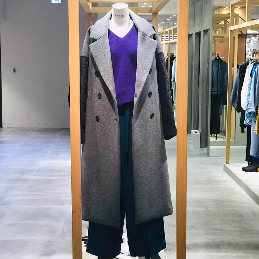 HANKYU.MODEさんのインスタグラム写真 - (HANKYU.MODEInstagram)「FW2019 ENFÖLD Coat Collection At 3F MODE 詳しくはプロフィールURLをチェック！ #Hankyu #HANKYUMODE #umedahankyu #阪急うめだ本店 #うめだ阪急 #阪急百貨店 #osaka #umeda #mode #ENFÖLD #エンフォルド #コートコレクション #coat」10月31日 17時01分 - hankyumode