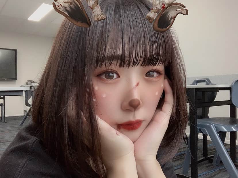 平井はんなのインスタグラム：「. 私のハロウィンは このくらいでじゅうぶんです👻 へへへ 最後まで見てね 最初はきめてても やっぱり最後はふざけちゃうよね へへへ . #ハロウィン #halloween」