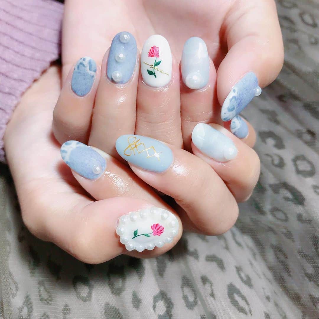 なかやまちえこのインスタグラム：「冬のふわふわレオパードネイル❄️ #nail #nails #nailart #ネイル #美甲 #ネイルアート  #clou #nagel #ongle #ongles #unghia #japanesenailart #manucure #네일 #젤네일 #네일아트 #네일리스트 #japanesenails #manicurist #gelnails #أظافر #冬ネイル #winternails #レオパードネイル #leopardnails #r!n ちゃん」