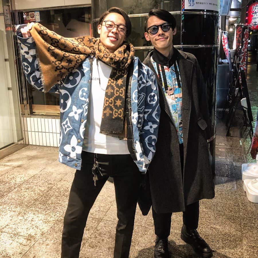 のインスタグラム：「In order to be irreplaceable one must always be fifferent... #cocochanel という名言の引用。オリジナルで稀少価値が重要って事かな？🥴photo by @vall.nabe @ryo_koba #teamtaku #tt #skijumping #gucci #imranpotato #prada #dressterior #footthecoacher #fashion #チームtaku #チームタク #スキージャンプ #takutakeuchi #竹内択」