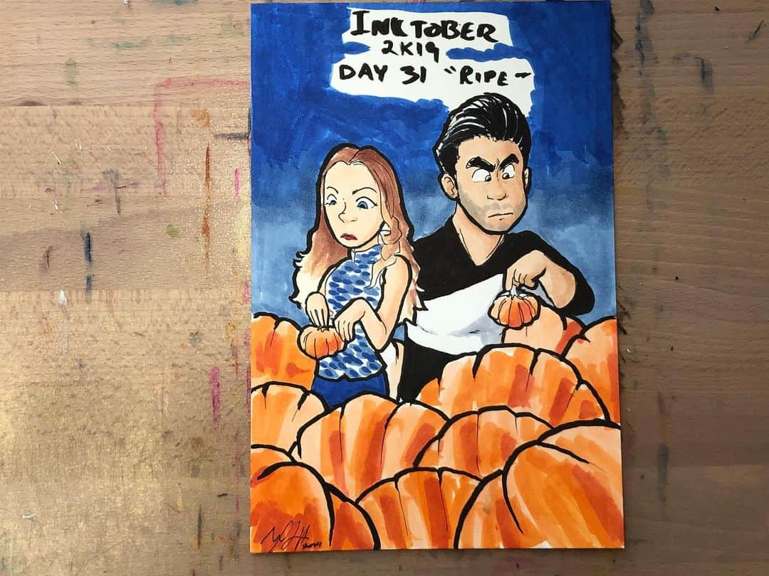 マックス・セットレージのインスタグラム：「#inktober2k19 day 31 “Ripe” wow it’s been a long month. Finishing up with my favorites, Alexis and David Rose from @schittscreek! Suggested by @ashlyngaughan.  Happy Halloween!」