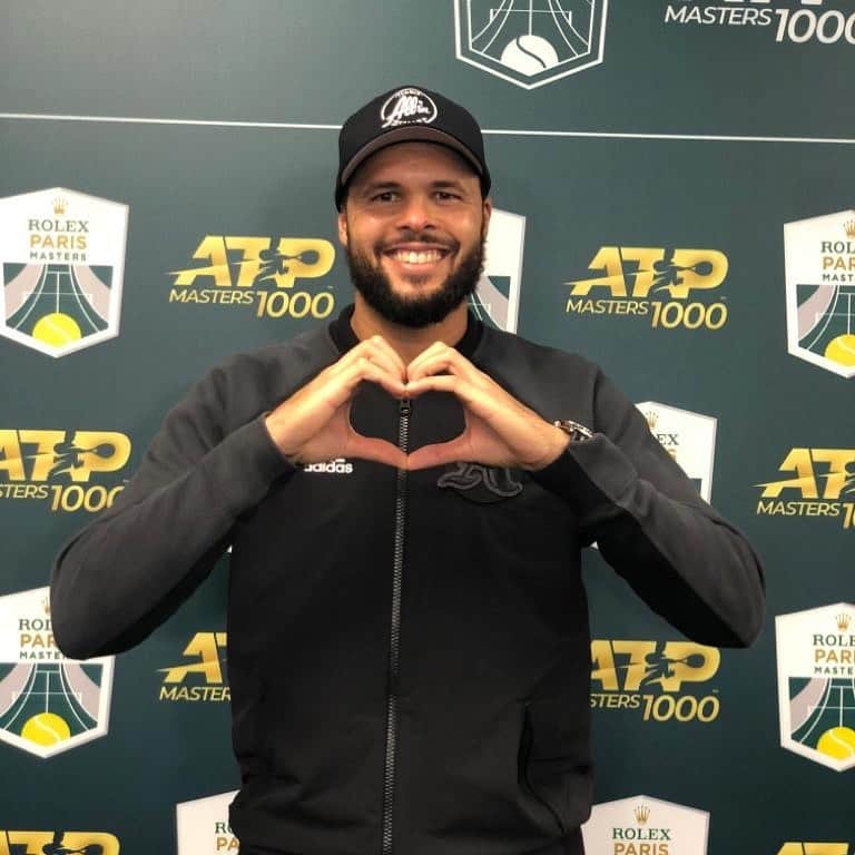 ジョー＝ウィルフリード・ツォンガのインスタグラム：「Merci Paris !! 🔥💪🏽😍 On se retrouve demain soir ! ❤️ #RolexParisMasters #TsongaTeam」