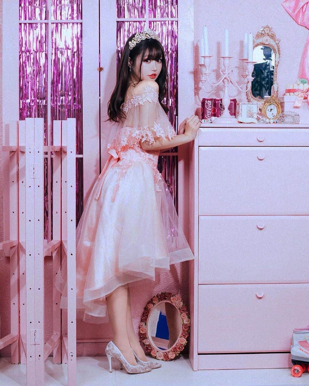 白田まい（白玉ろぷ）のインスタグラム：「いつまでもキラキラした女の子でいたいな‪⸜‪‪‪‪‪︎❤︎‪︎⸝‬‪‪ #白田まい #撮影会モデル #japanesegirls #时装 #时装模特 #模特  #コスプレイヤー自画撮り部 #コスプレ撮影 #被写体 #粉我」