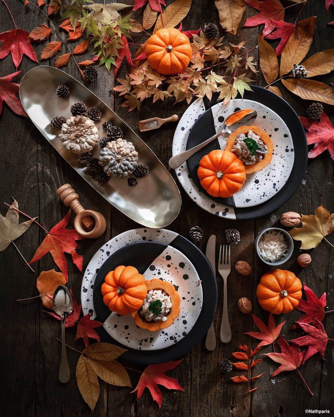 nathparisさんのインスタグラム写真 - (nathparisInstagram)「🇫🇷 Happy Halloween! 🎃 En ce jour de fête, j’ai préparé des mini courges Jack be little farcis au Risotto de champignons accompagnées d’une soupe de butternut 😋 Et vous quel est votre programme aujourd’hui ? 🇺🇸 Happy Halloween! 🎃 On this festive day, I prepared mini squashes Jack be little stuffed with mushroom risotto with butternut soup 😋 What is your program today?  En collaborartion avec @habitat_france」10月31日 22時11分 - nathparis