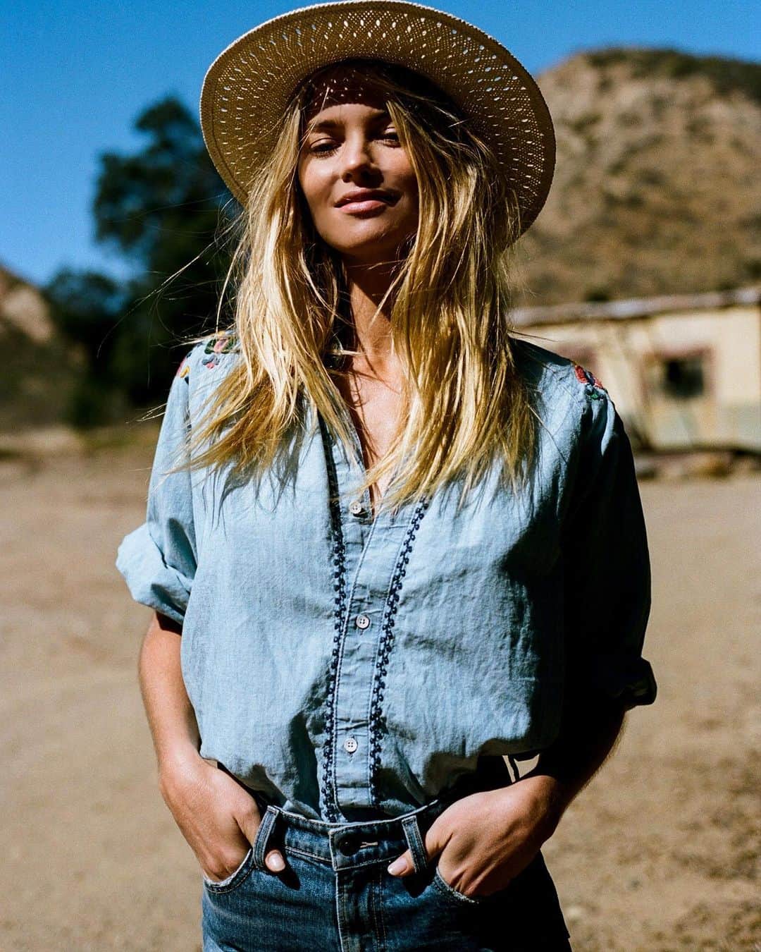 エリーズ・テイラーのインスタグラム：「@jamiewright84  @luckybrand」