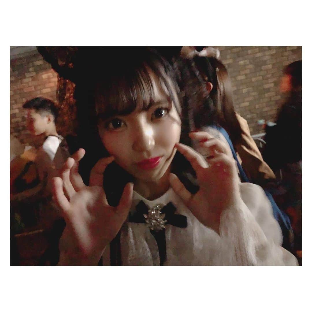 岩田陽菜さんのインスタグラム写真 - (岩田陽菜Instagram)「#happyhalloween 🧟‍♀️👻🎃💜﻿ ﻿ お菓子よりも甘い愛くれなきゃ﻿ いたずらしちゃうぞ🍭💜﻿ ﻿ #ユニバ　#universalstudiojapan #ユニバハロウィン　#cat#猫#ホラー#ハロウィン」10月31日 22時41分 - hina_naso_stu48