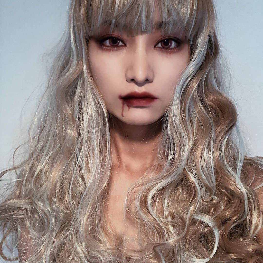 林まきさんのインスタグラム写真 - (林まきInstagram)「#makeupplus #halloween #ハロウィン #自撮り #🎃」10月31日 23時38分 - maki__mh