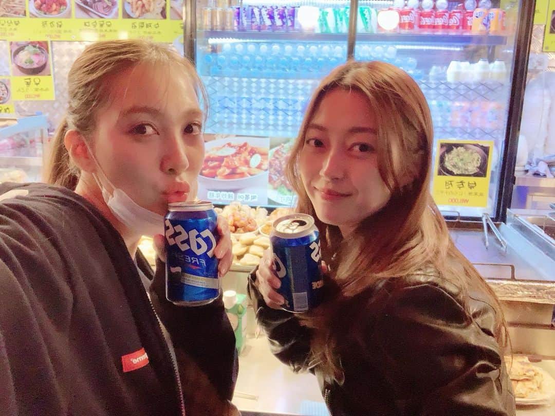 のインスタグラム：「ただいま🗼眠いねぇ。 おやすみなさい😴💤⭐ 写真は #東大門 ✨屋台 レイラに沢山連れてってもらって韓国満喫できました🇰🇷✨」