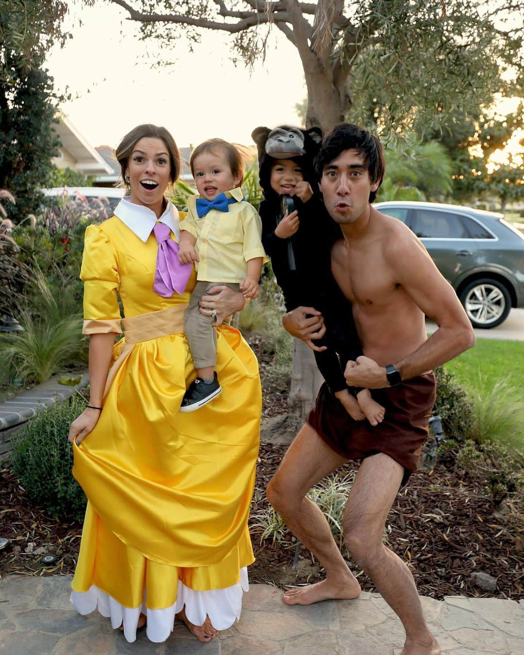 ザック・キングさんのインスタグラム写真 - (ザック・キングInstagram)「Happy Halloween from the King Family! 🎃」11月1日 1時38分 - zachking