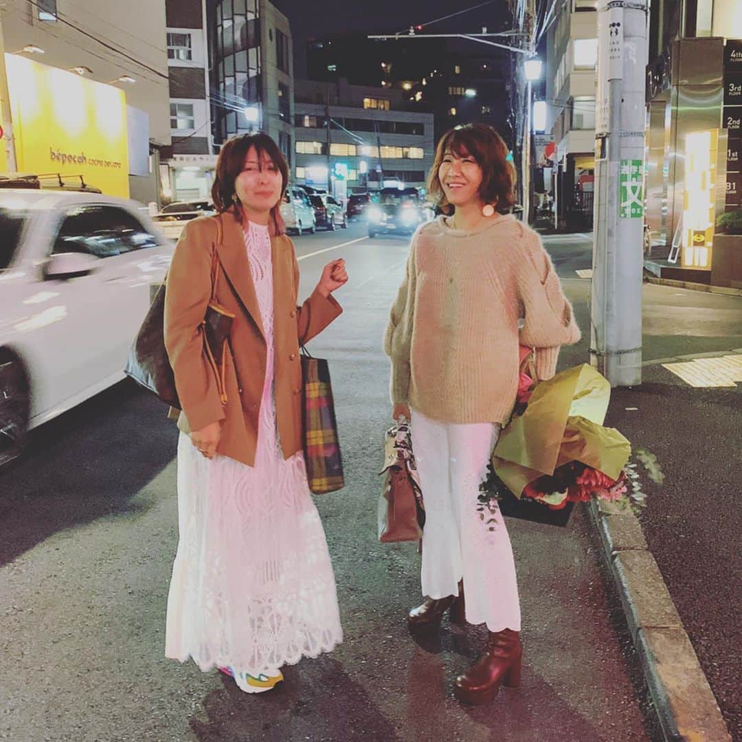 風間ゆみえのインスタグラム：「写真選べない。笑 おけいセンセ〜‼︎ Happy Birthday‼︎‼︎ 今日はおけいセンセのバースデーディナー🍽🥂✨✨✨ #yumie_k_style」