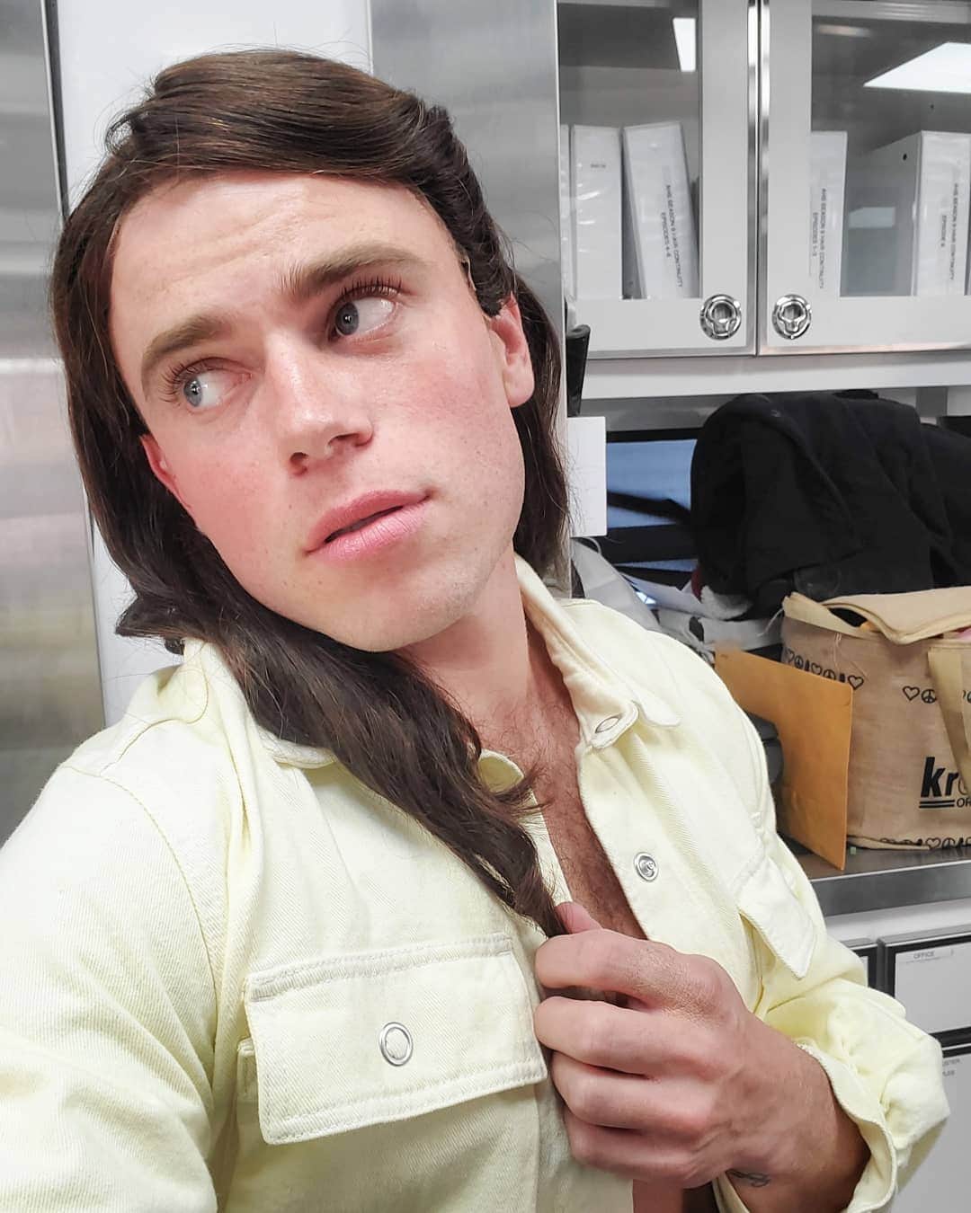 のインスタグラム：「American Horror Story: 1984 (A One-Woman Show)  From left to right: Brooke Thompson → Montana Duke → Margaret Booth → Xavier Plympton → Donna Chambers a.k.a. Nurse Rita → Trevor Kirchner → Chet Clancy  A HUGE thank you to the hair and makeup girls for helping me play dress up with my costars' stunt double wigs! HAPPY HALLOWEEN!!! @analyncruzmakeupxhair @kt_chandler @romainemarkus @carleighherbert @ahsfx」