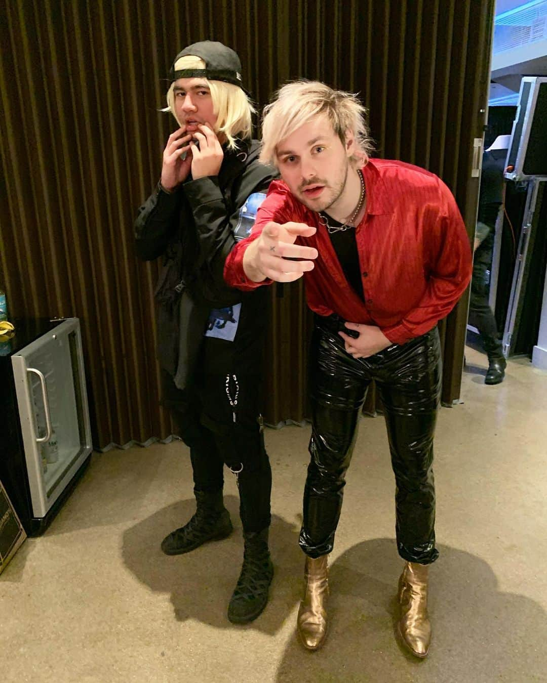 マイケル・クリフォードさんのインスタグラム写真 - (マイケル・クリフォードInstagram)「happy halloween from Michael & I.」11月1日 14時00分 - michaelclifford