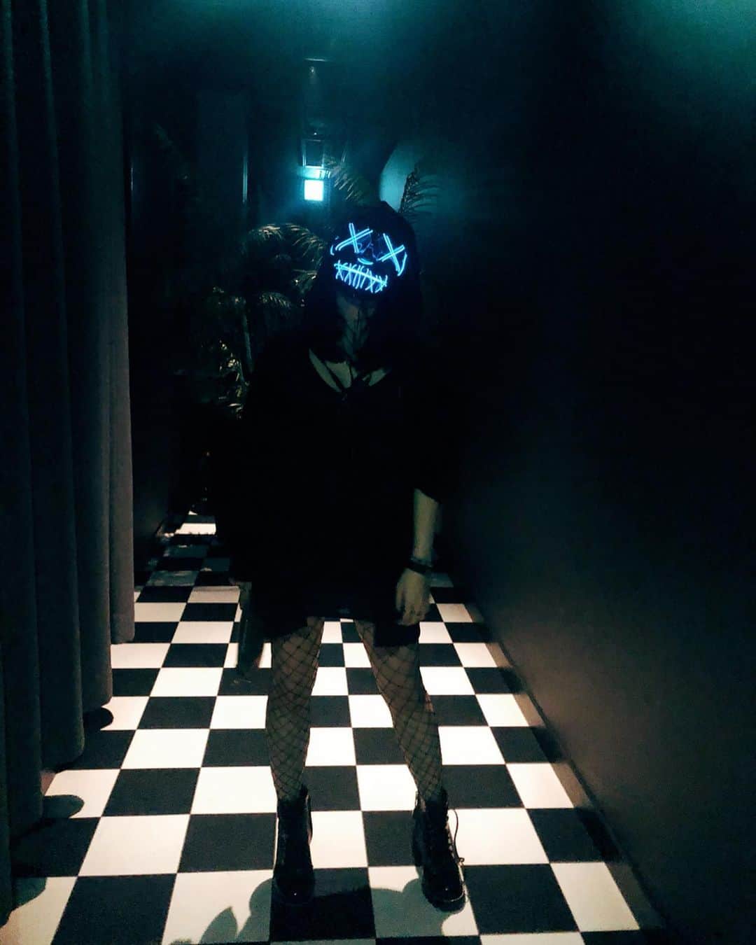 のインスタグラム：「Are you ready to purge? #happy #halloween」