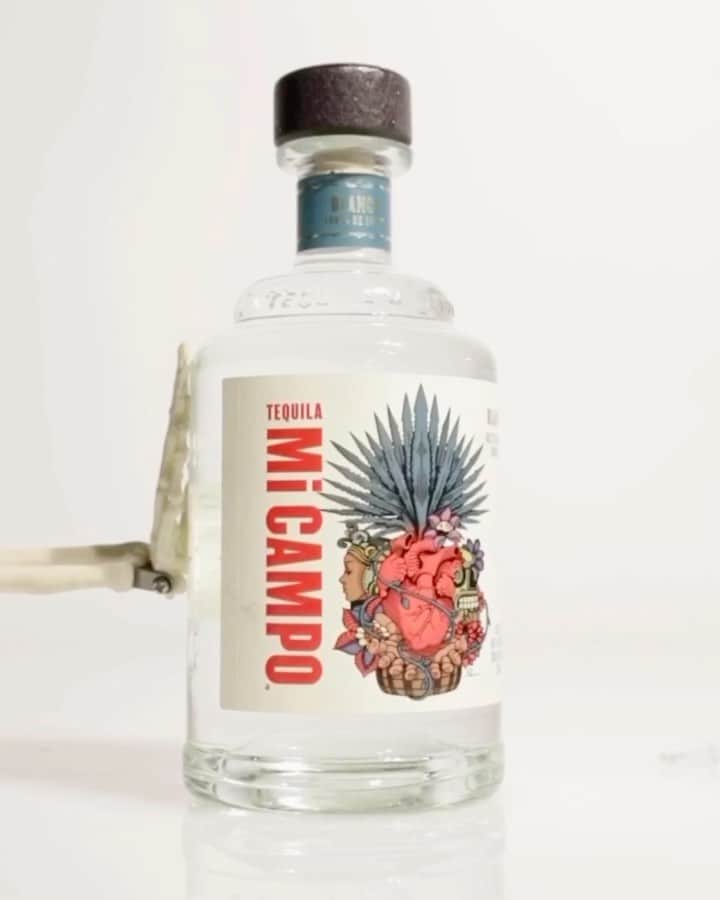 Paul Octaviousのインスタグラム：「💀 Margarita de Los Muertos (Margarita of the Dead)  This Margarita was brought back from the dead with @TequilaMiCAMPO and a spark of Lavender!  #TequilaMiCAMPO #MiCAMPOMaker #21+  Ingredients 2.5 oz of Mi Campo Tequila (blanco) ½ oz Cointreau ½ oz Crème de Violette ¼ oz fresh lime juice (or until desired taste) ¼ oz simple syrup」