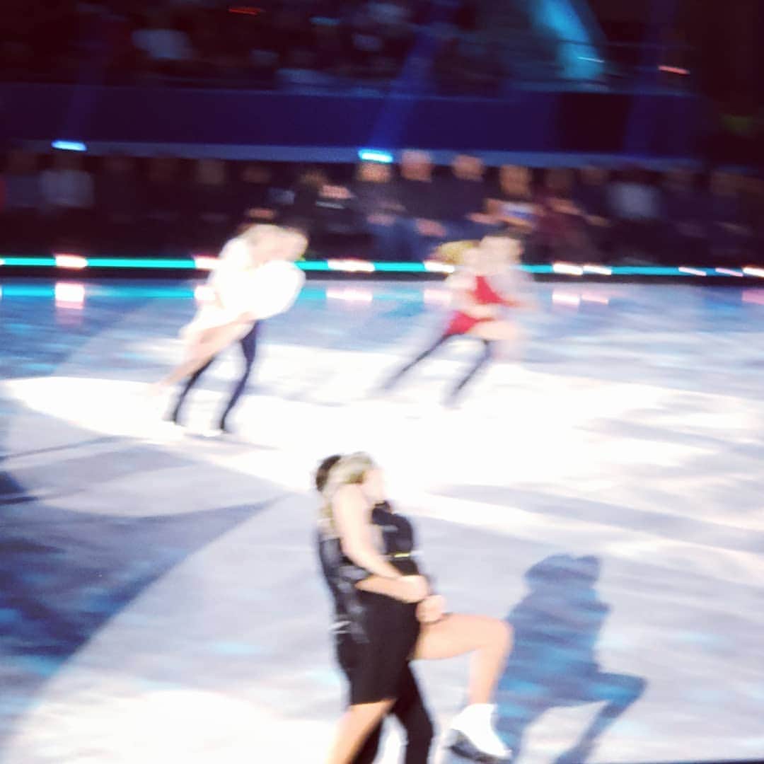 PJクォンさんのインスタグラム写真 - (PJクォンInstagram)「A blur of amazing!!! @cbcbattle with the top 3 teams @shellycanskait @brunogervais and @gordeevaru and @natspooner5 and @apoje #congrats on all your hard work #BOTB」11月1日 9時39分 - pjkwong