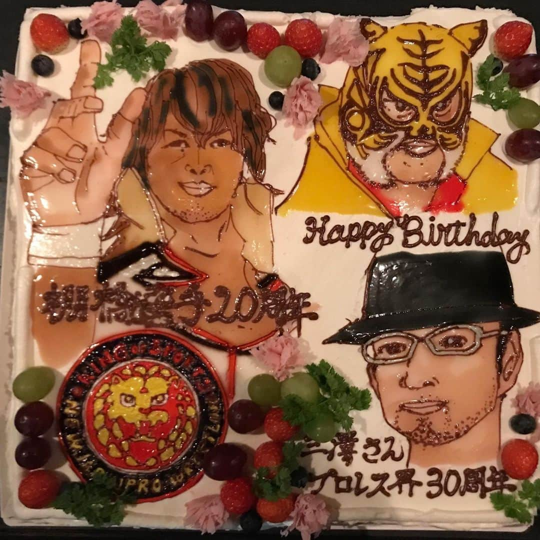 棚橋弘至さんのインスタグラム写真 - (棚橋弘至Instagram)「#ケーキ 🍰」11月1日 10時10分 - hiroshi_tanahashi