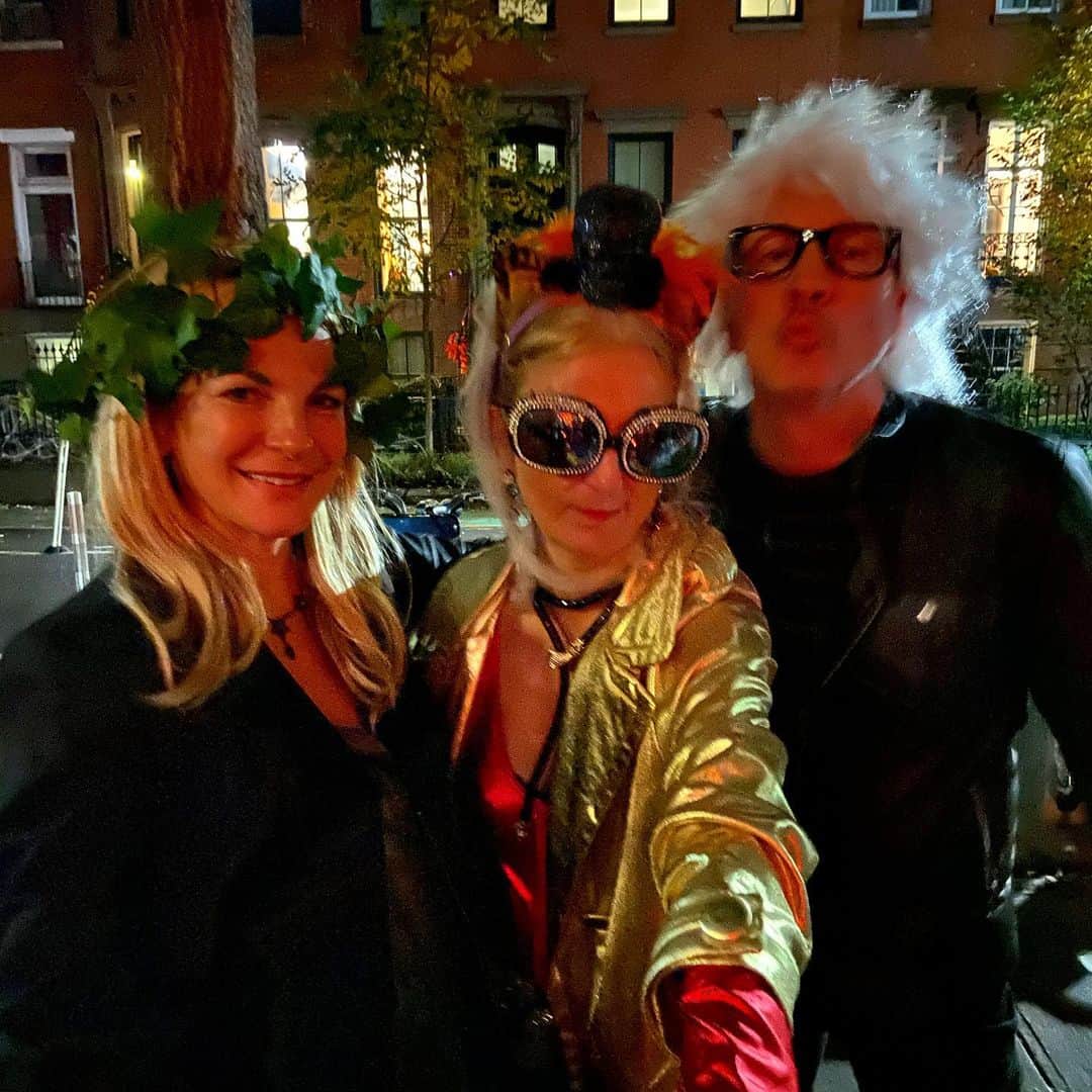 ナネットレポーのインスタグラム：「Boo! 🎃 👻」